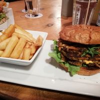 Veganer Monatsburger at Zweite Heimat in Passau