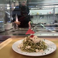 Linguine mit Tofu-Pesto, Basilikum und Mandeln 🌱  at Isola Smeraldo in Lignano Sabbiadoro