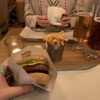 100% Vegan is the name. And it’s 100% vegan   at Phil's Burger - Gotgatan in Stockholm