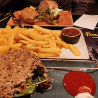 Truffelfee and Frohnatur and chips at Peter Pane - Leopoldstrasse in Munich