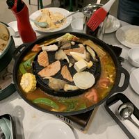 Cheese tomato soup base +$2  at Mother Earth 大地之素 in West Singapore