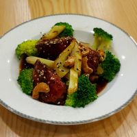 Kyoto Pork Ribs with Cashews at Mother Earth 大地之素 in West Singapore