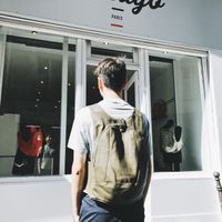 Unisex and vegan bags at Arsayo in Paris