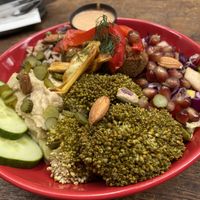 Veggie Bowl  at Imagine Café in Paris