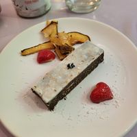  at Imagine Café in Paris