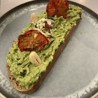 Avocado toast   at Imagine Café in Paris