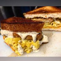 Grilled Mac & Cheeze  at Green Street Food Truck in Levittown