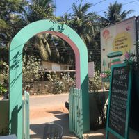 Colours at Gelato Factory in Auroville