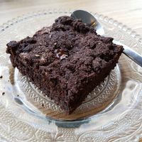 Brownie at Grounded in Paris