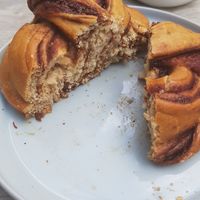 Cinnamon roll at Grounded in Paris