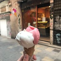peanut and raspberry mint at Bellamia Gelateria Italiana in Barcelona