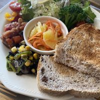 Vegan lunch  at Via Juice & Deli Cafe in Kyoto