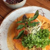 goldener Mönch Bowl  at Vietal Kitchen in Stuttgart