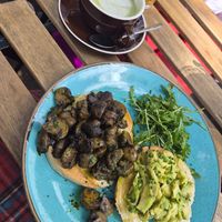 Avocado and mushroom bagel. Super fresh and limey at Mary & Archie in Manchester