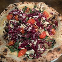 Vegane Pizza mit Kichererbsencreme at Stranero in Berlin