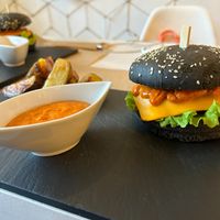 Burger with potatoes at Sublimmme in Bucharest