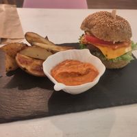 Cheeseburger at Sublimmme in Bucharest