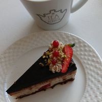 Chocolate torte, chai tea on oat milk at Sublimmme in Bucharest