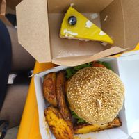 Buenísimo 👏 at Sublimmme in Bucharest