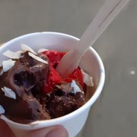 Vegan ice creams at Sublimmme in Bucharest