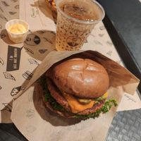 Cheesy, full meal 12€ at Vincent - Mercado Center in Hamburg