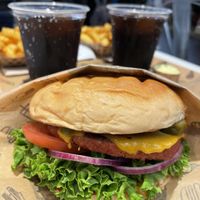 Vegan burger  at Vincent - Mercado Center in Hamburg