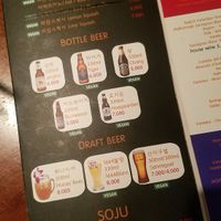 All drinks clearly labeled vegan at Ssong Thai in Seoul