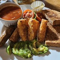 Vegan full English at Quay Arts Cafe in Newport
