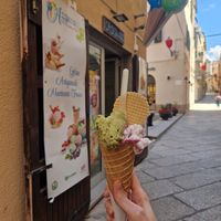Pistachio and cheesecake at Azzurra Ice Cream in Alghero