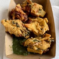 Pakora  at 55 Bombay Street in Rotterdam