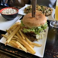 Hambúrguer excelente  at Vegan Dealer in Santiago