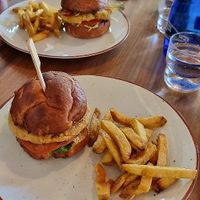 Vegan burgers & fries at El Miracle in Valencia