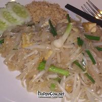 Pad Thai at Bongoes in Koh Samui