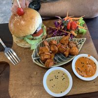 Tasty Vegan burger! Flavourful dressings. Yuumm at Pure Vegan Heaven in Koh Samui