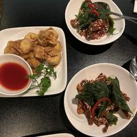Kiao tod (dumpling frit), Het waan krob (breaded crispy mushrooms), Waan krob (breaded crispy seaweed)   at ChuChai in Montreal