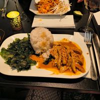 Phra ram gai at ChuChai in Montreal