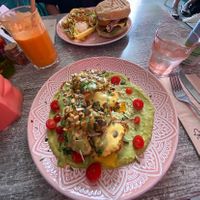 No Bacon Cheese Burger (top) Cauliflower No Steak (bottom)  at Balance Bowl in Gzira