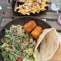„I‘m Alive“ Bowl (bottom) and „No Chickenburger“ (top)  at Balance Bowl in Gzira