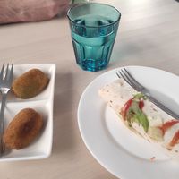 Croquetes spinach and lenti wrap at Salamanca Magenta Cafe & Bar in Salamanca