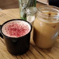 Rose latte and iced coffee at Wild & The Moon - Saint Honoré in Paris