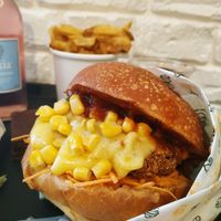 Bulldog at Theory (ex-BurgerTheory) in Paris