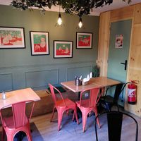 Eat-in space at Theory (ex-BurgerTheory) in Paris