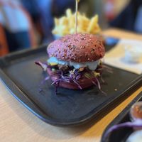 Rainbow burger  #Veganuary at Theory (ex-BurgerTheory) in Paris