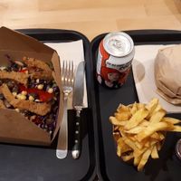 burger et salade bis at Theory (ex-BurgerTheory) in Paris