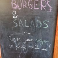 😂🍔🍟🌱 at Theory (ex-BurgerTheory) in Paris