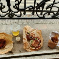 buffalo de ginger, ice tea, spicy mayo, burger (seperated to share), fries at Theory (ex-BurgerTheory) in Paris