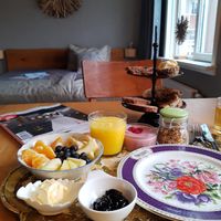 Ontbijt. at Villa La Vida in Egmond Aan Zee