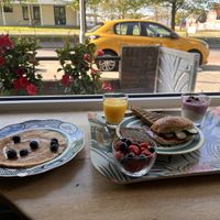 lekker wakker worden zo :))  at Villa La Vida in Egmond Aan Zee