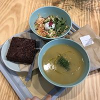 Excelente opção! Comida deliciosa e muito bem feita. at Berry Trindade in Porto