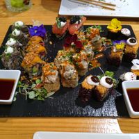 Tasting menu sushis at Roots & Rolls in Barcelona